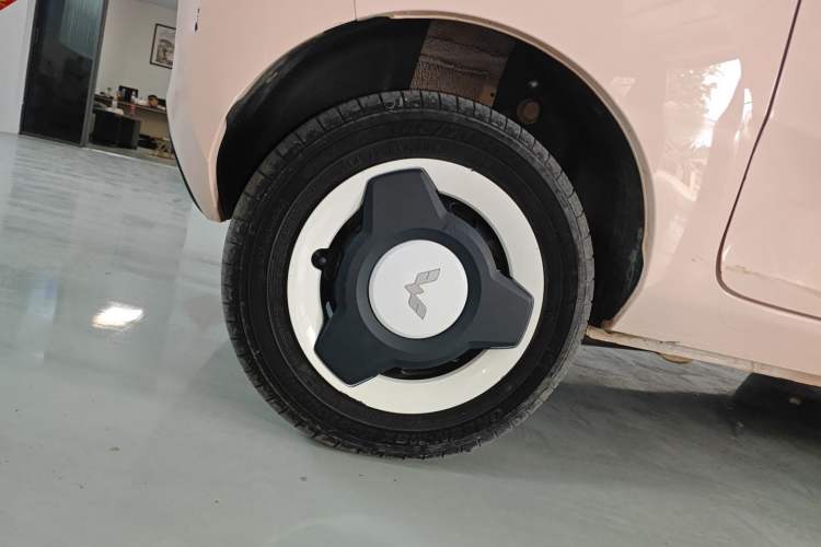 Used Wuling Hongguang MINIEV 2021 Macaron Premium Model – Lithium Iron Phosphate Exterior 5