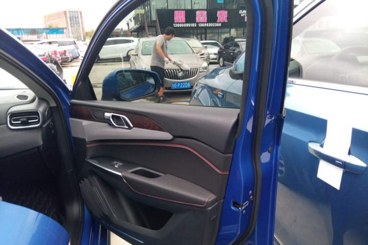 Used Lynk & Co 02 2018 1.5T DCT Two-Wheel Drive Sporty Version China V Standard