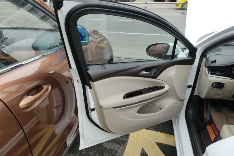 Used Buick Verano 2017 Sedan 15S Manual Entry-Level Model