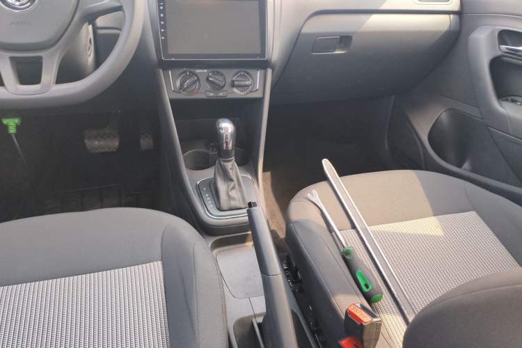 Used Volkswagen Polo 2018 1.5L Automatic Advanced Driving Model Gear Lever