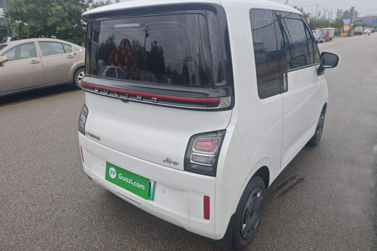 Used Wuling Air ev 2023 - Four Seats - Standard Edition