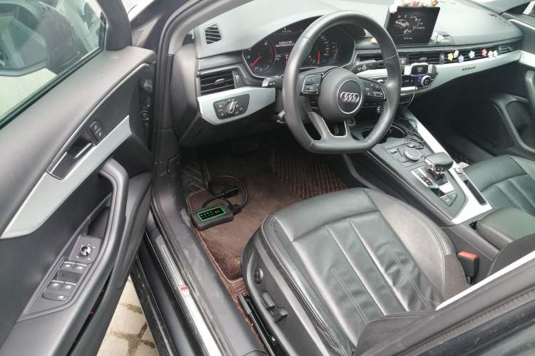 Used Audi A4L 2019 45 TFSI quattro Individual Sport Edition China VI