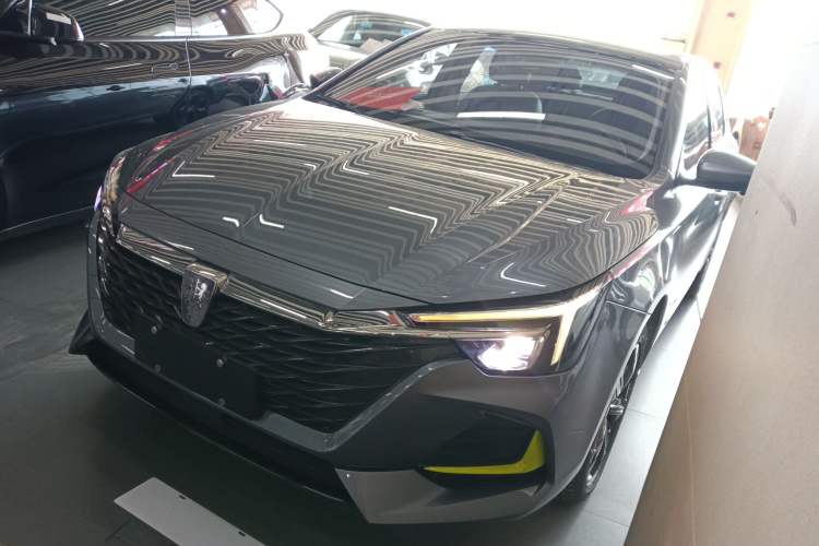 Used Roewe i6 MAX New Energy 2022 EV 500 Skyroof Flagship Edition