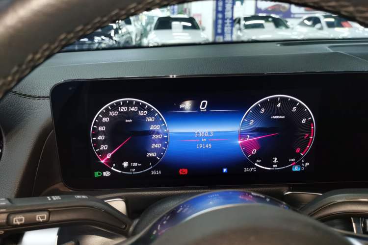 Used Mercedes-Benz GLB 2024 GLB 200 Dynamic Edition
