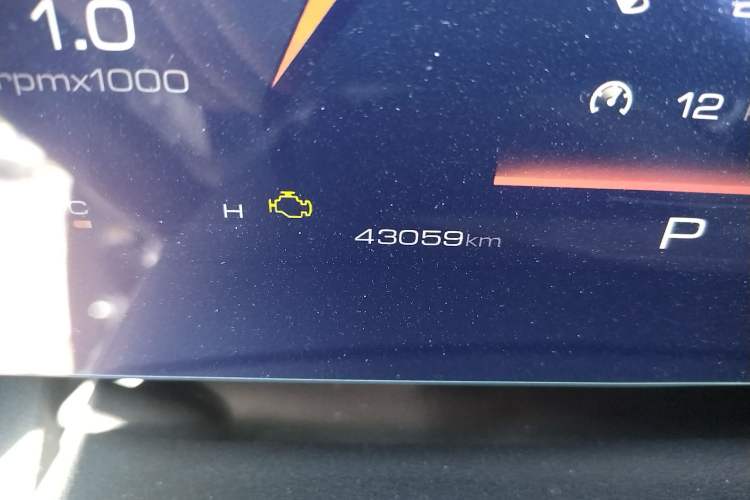 Used Haval DARGO 2021 2.0T DCT 4x4 Chinese Rural Dog Edition Odometer Close Up