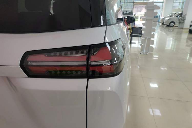 Used Wuling Wuling Starlight 730 2025 Model Pure Electric 500km Luxury Edition