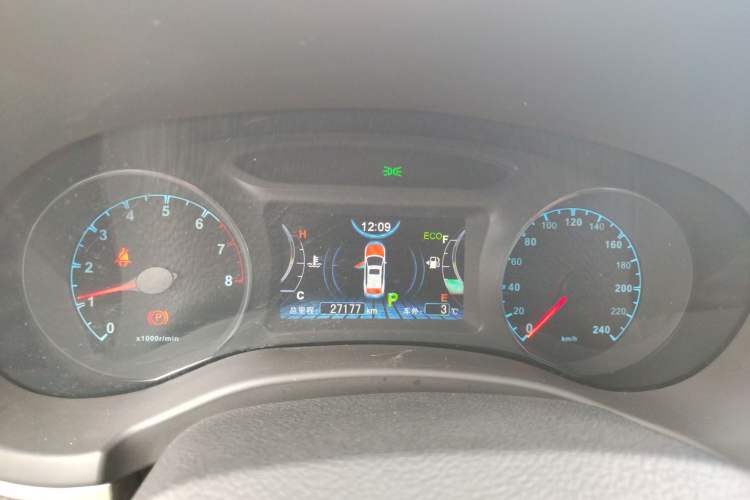 Used BYD Song 2017 Gaishe Upgrade Edition 1.5TID Automatic Elite Model
