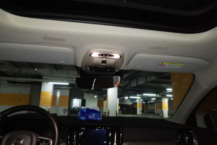 Used Volvo V60 2020 T5 Zhiyuan Luxury Edition Headliner