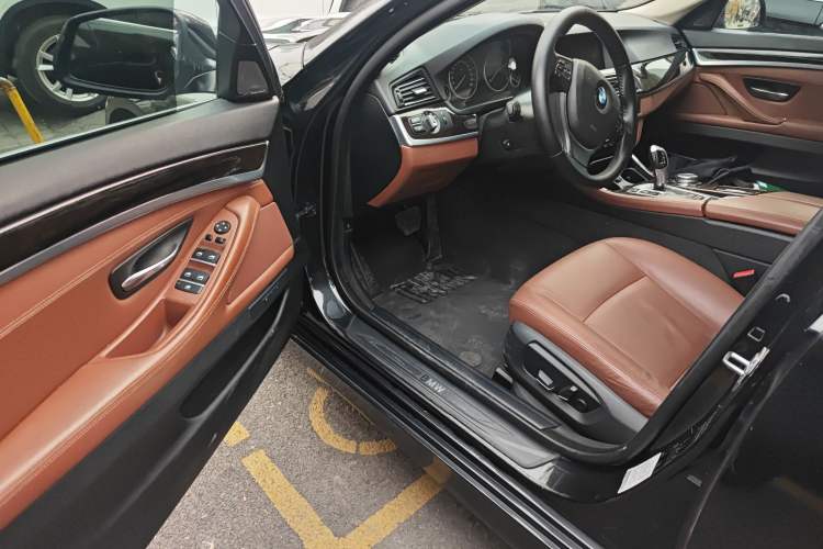 Used BMW 5 Series 2014 528Li Leading Model Driver Seat
