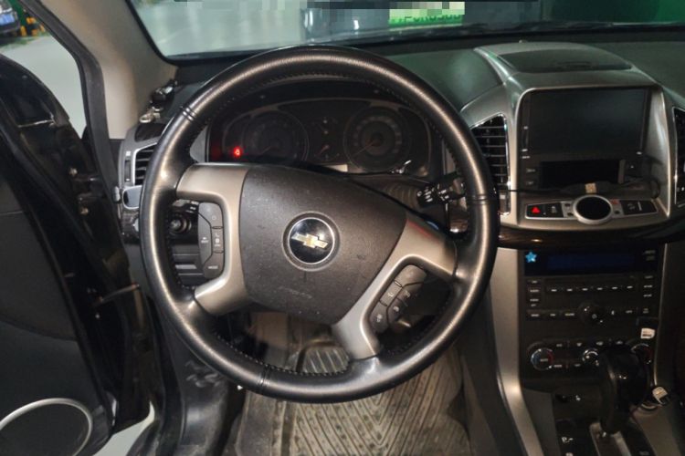 Used Chevrolet Captiva 2014 2.4L 4x4 Flagship Edition 7 Seats