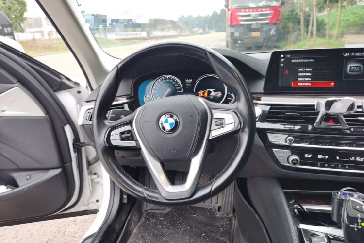 Used BMW 5 Series 2018 525Li Luxury Package