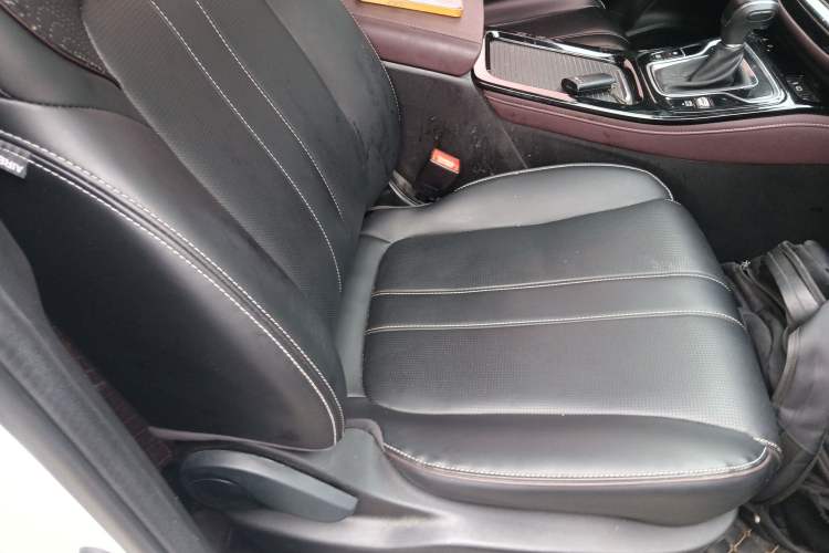 Used GAC Trumpchi M6 2023 PRO 270T DCT Luxury Edition