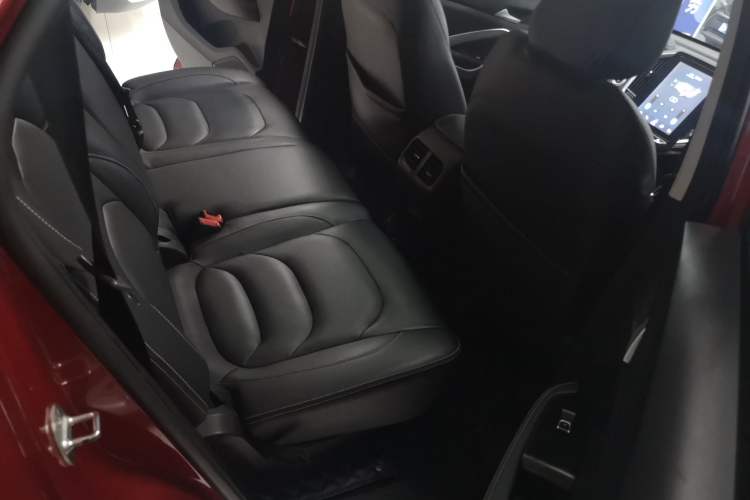 Used Baojun 530 2020 1.5T CVT Prestige Connected Version 7 Seats Left Rear Seat