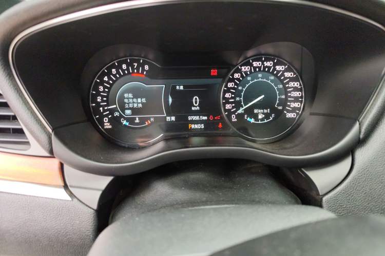 Used Lincoln MKC 2017 2.0T Two-Wheel-Drive Luxury Edition