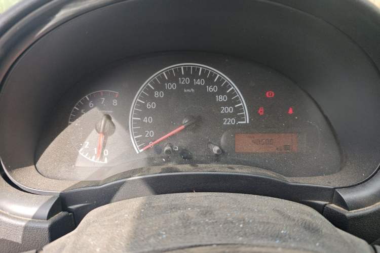 Used Nissan Sunny 2014 1.5XE Manual Comfort Edition Instrument Cluster