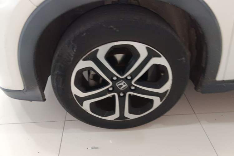 Used Honda XR-V 2015 1.8L VTi CVT Luxury Edition Left Front Wheel Hub