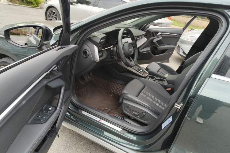 Used Audi A3 2021 Sportback 35 TFSI Fashionable Sports Model
