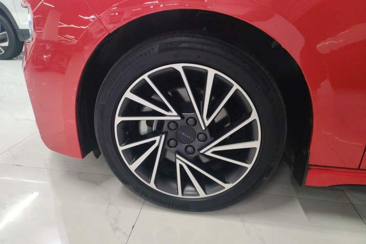 Used Lynk & Co 03 2021 1.5TD DCT JingPlus Left Front Wheel Hub