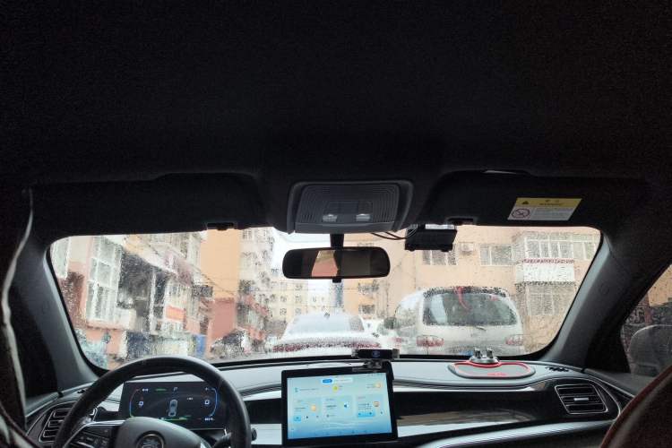 Used BYD Qin PLUS 2023 Champion Edition EV 420KM Leading Model Headliner