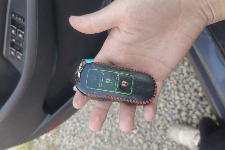 Used Dongfeng Fengon 580 2021 Revised ☆ Star Edition 1.5T Automatic Luxury Version Vehicle Key