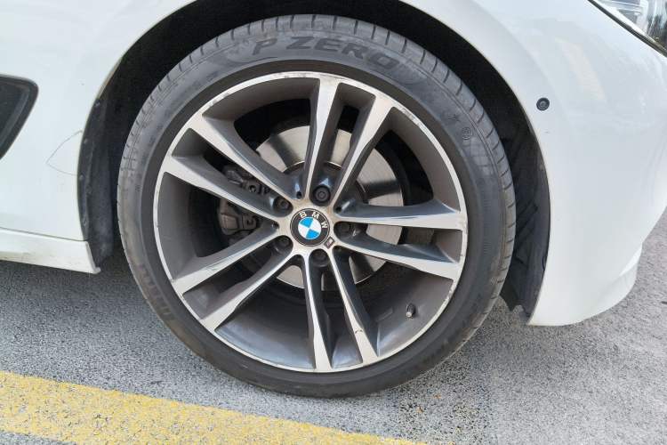 Used BMW 3 Series GT 2018 330i xDrive M Sport Edition
