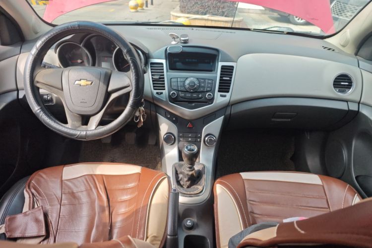 Used Chevrolet Cruze 2013 1.6L SL MT
