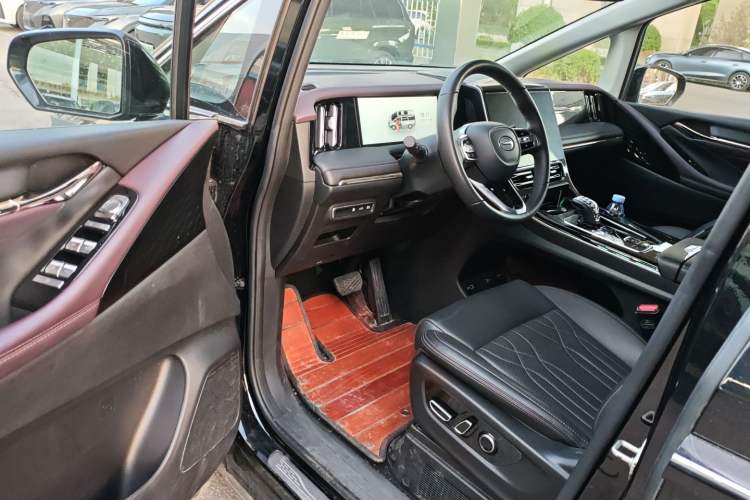 Used GAC Trumpchi M8 2024 Master Series Super Hybrid Edition
