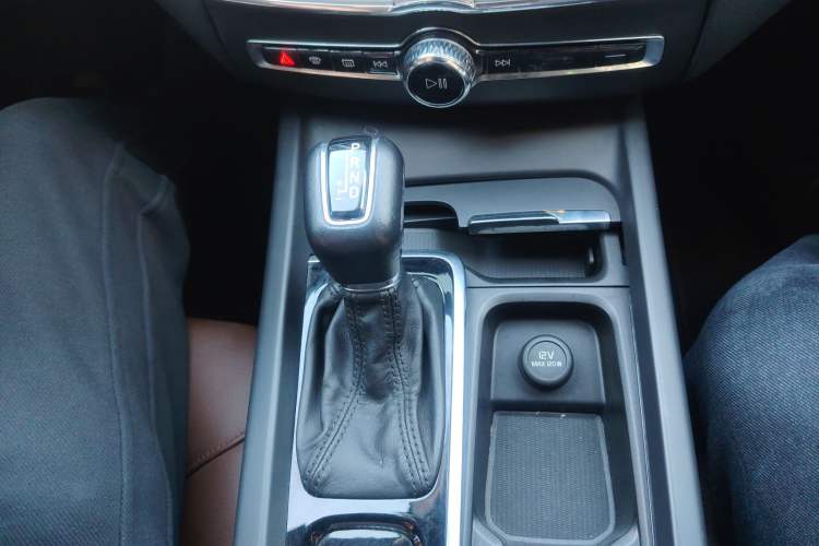 Used Volvo XC60 2021 T5 4x4 Smart Luxury Edition