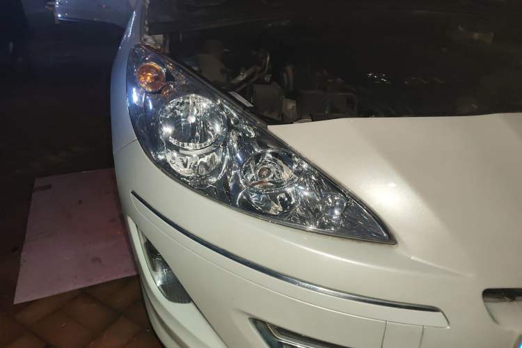 Used Peugeot 408 2013 2.0L Automatic Comfort Edition
