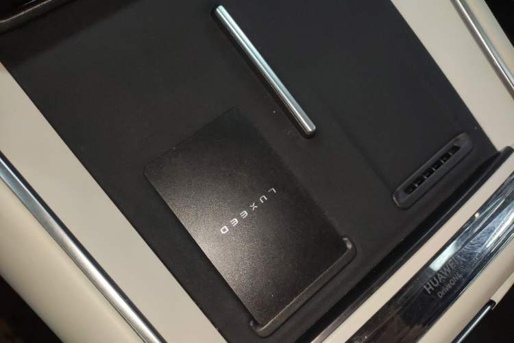 Used Hima Luxeed S7 2024 Max Rear-Drive Long-Range Intelligent Driving Version