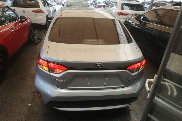 Used Toyota Levin 2019 Dual-Engine 1.8H E-CVT Luxury Edition China VI Standard