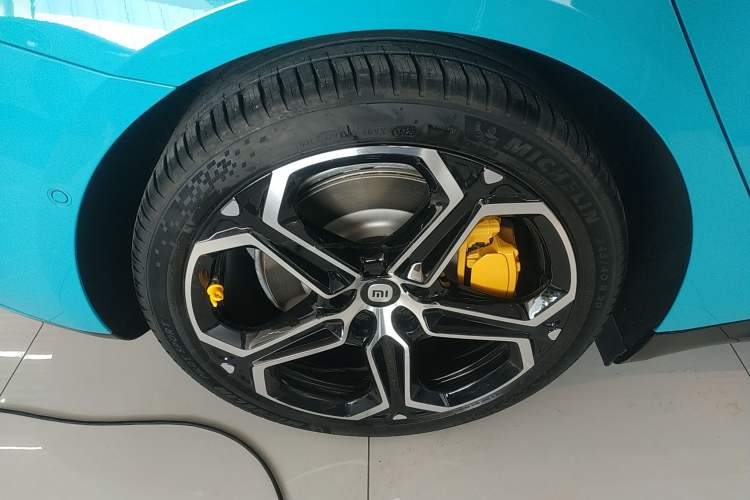 Used Xiaomi Auto SU7 2024 Rear-Drive Long-Range Intelligent Driving Version
