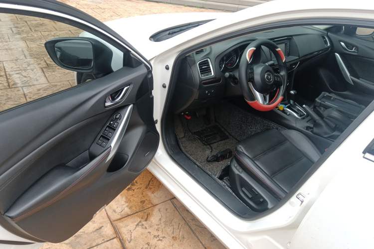 Used Mazda Atenza 2014 2.5L Blue Sky Prestige Edition Driver Seat