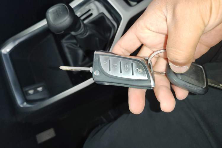 Used Wuling Jiachen 2022 1.5L Manual Enjoyment Elite Model
