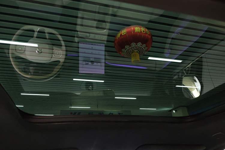 Used Nio ES6 2023 75 kWh Headliner