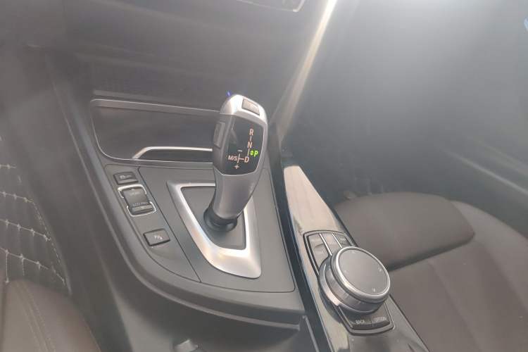 Used BMW 3 Series 2019 320Li Fashion Model
