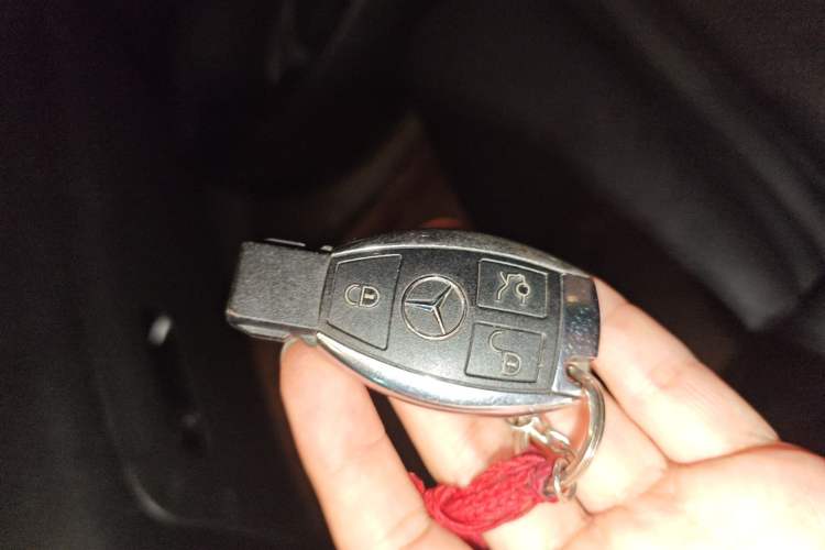 Used Mercedes-Benz GLC 2019 GLC 260 4MATIC Luxury Model