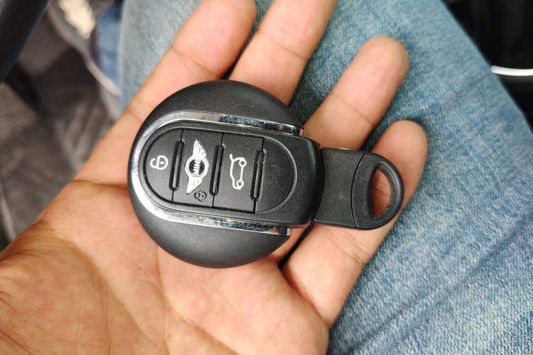 Used MINI 2016 1.5T COOPER Vehicle Key