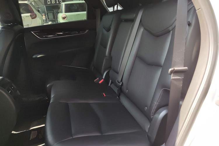 Used Cadillac XT5 2018 28E Four-Wheel Drive Tech Version
