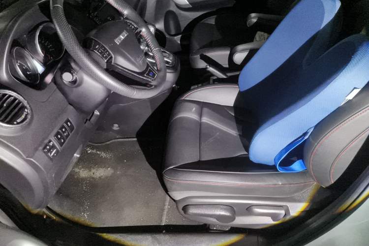 Used Haval H6 2016 Upgraded Model 1.5T Automatic Two-Wheel Drive Elite Version
