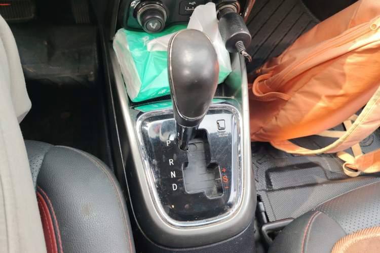 Used CHANGAN CS15 2016 1.5L Automatic Fashion Edition