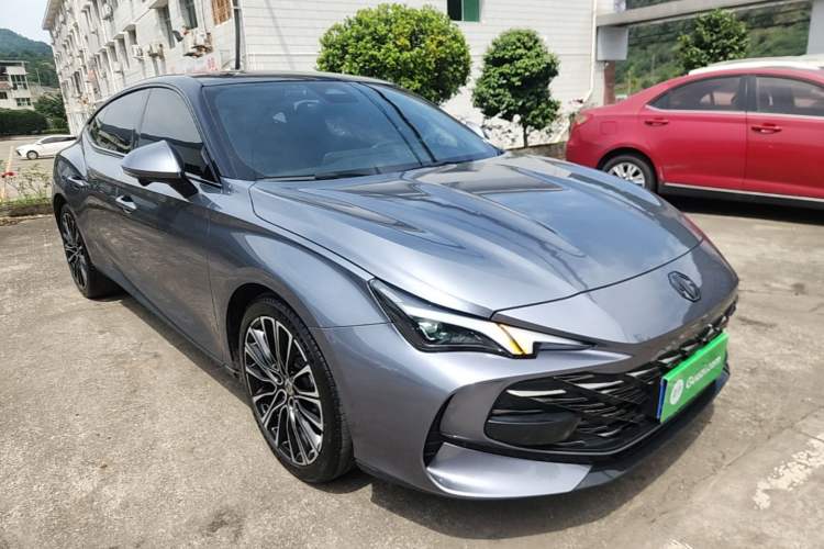 Used MG 7 2023 1.5T DCT Elegant & Graceful Edition
