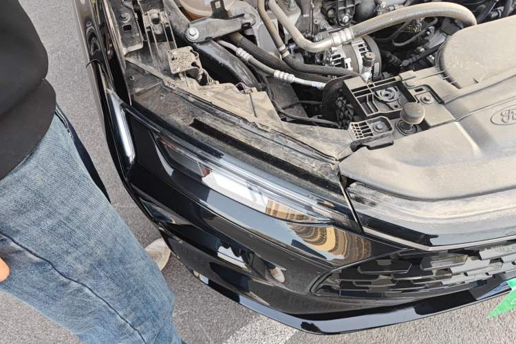 Used Ford Mondeo 2025 2.0T EcoBoost Luxury Version