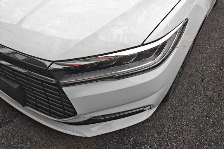 Used BYD Qin New Energy 2019 High-Range Luxury Model Left Front Headlight