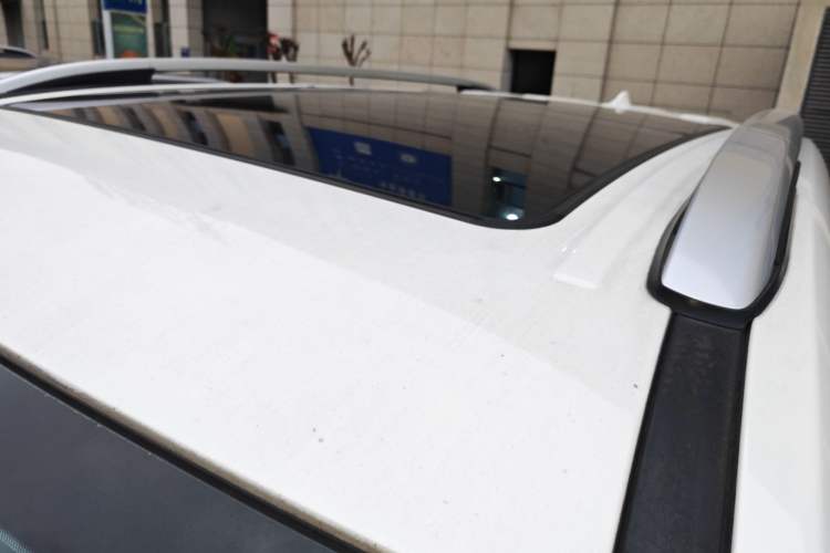 Used GAC Trumpchi GS8 2019 390T Two-Wheel Drive Luxury Smart Connectivity Version (7 Seats) Roof