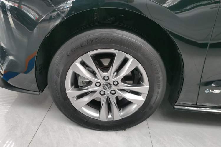 Used Toyota SIENNA 2024 2.5L Hybrid Comfort Edition