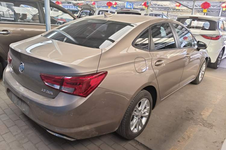 Used Buick Verano 2018 Sedan 20T Dual-Clutch Leading Model
