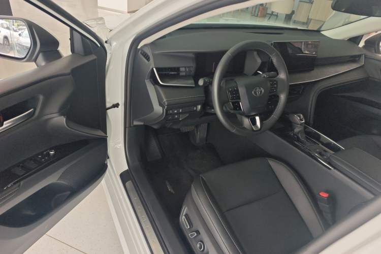 Used Toyota Camry 2024 2.0 GVP Luxury Edition
