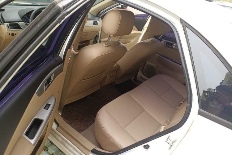 Used Buick Excelle 2013 1.5L Automatic Classic Model