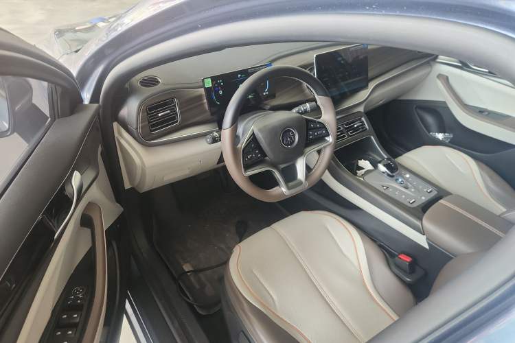 Used BYD Qin PLUS 2024 Honor Edition EV 510KM Leading Model